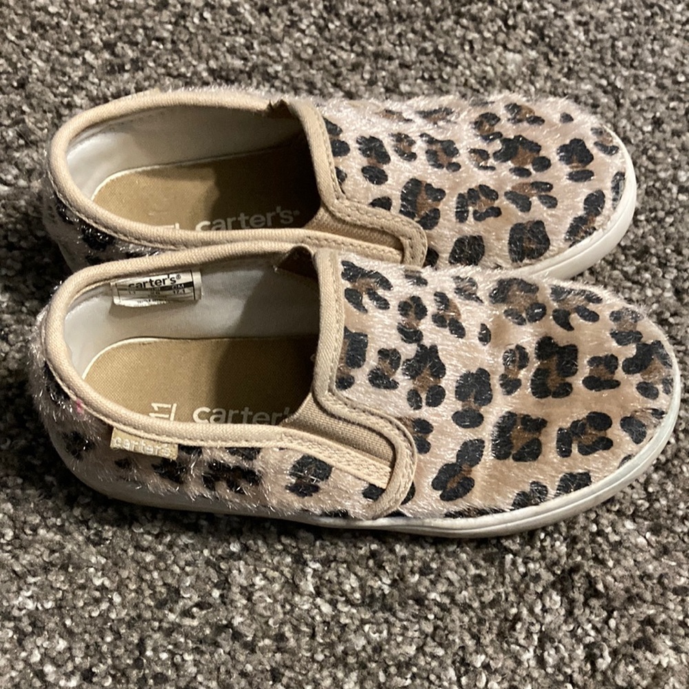 Fuzzy leopard shoes